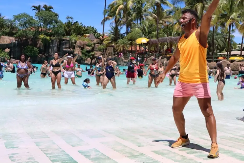 Carnaval 2026 no Thermas dos Laranjais terá folia, música e diversão nas águas quentes