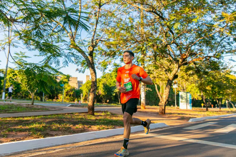 Transforme a corrida em viagem de férias em família: 5 motivos para fazer uma runcation na Maratona de Campo Grande 2026