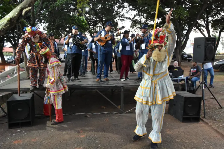 Companhias de Reis marcam abertura de novo projeto cultural no Recinto Paulo de Lima Correa