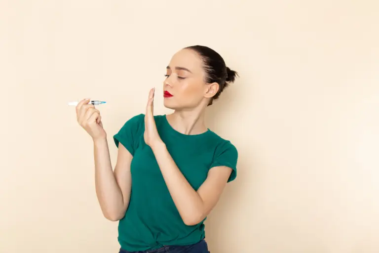 Perda de peso com as canetas emagrecedoras impacta diretamente na qualidade da pele