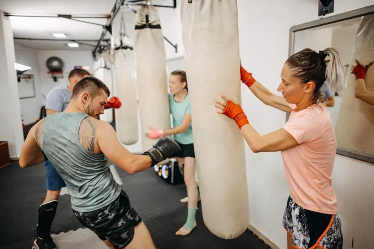 Esportes de combate: ranking revela os 10 tipos de aulas de luta mais pesquisados pelos brasileiros