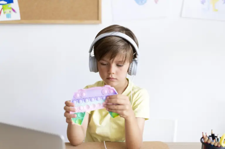 Cresce entre crianças e adolescentes a identificação combinada de autismo e TDAH