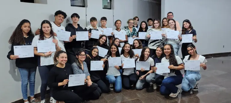 Oficina do Ponto MIS em Guaíra une cultura e tecnologia para jovens