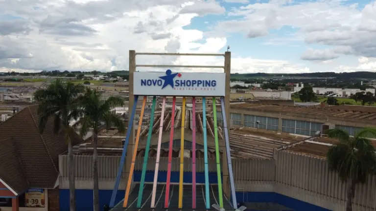 Novo Shopping lança campanha de Dia das Mães e presenteia clientes com mimo especial