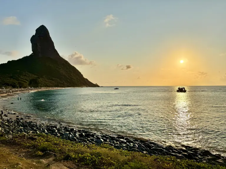 Férias em Fernando de Noronha: o que fazer e conhecer no paraíso brasileiro