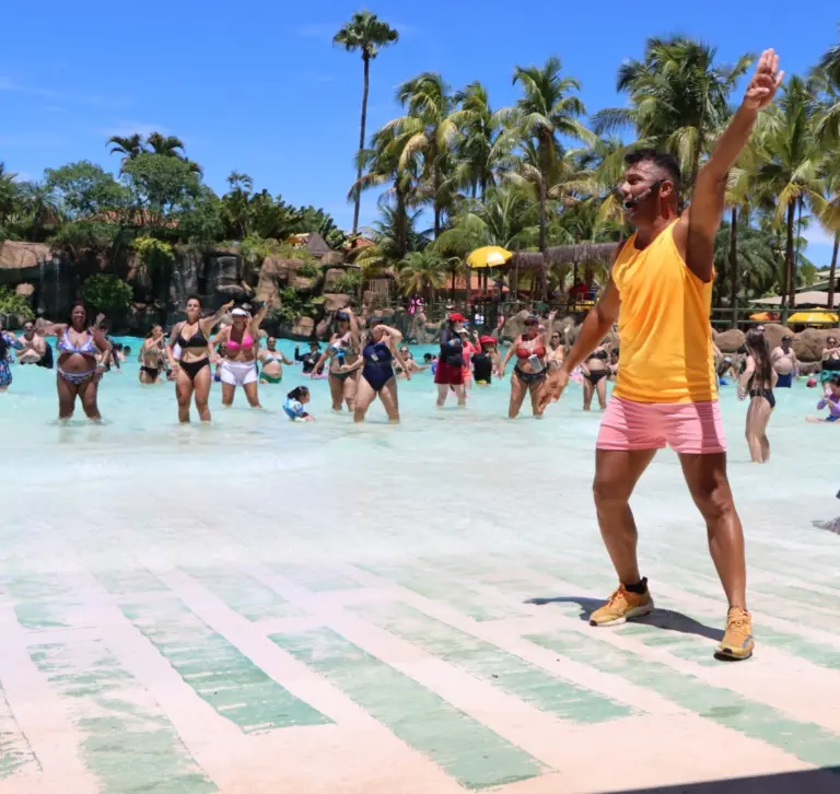 Termas dos Laranjais lança campanha ‘Todo mundo paga meia’ e programação especial para o Dia do Trabalhador