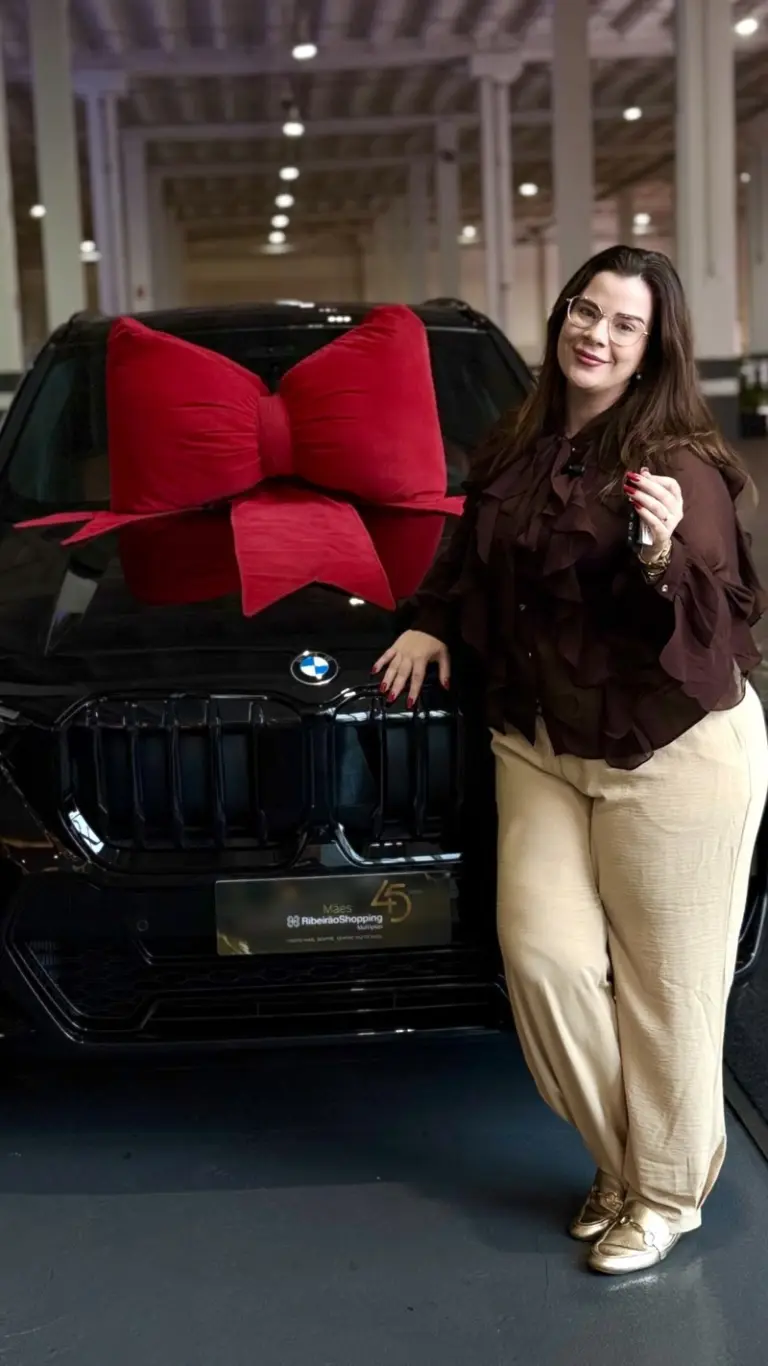 Campanha de Dia das Mães do RibeirãoShopping sorteia BMW X1 M Sport para moradora de Ribeirão Preto 