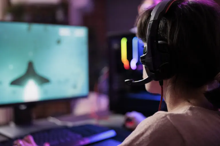 Saúde no circuito de e-sports: jogadores competitivos de videogame podem enfrentar uma série de lesões
