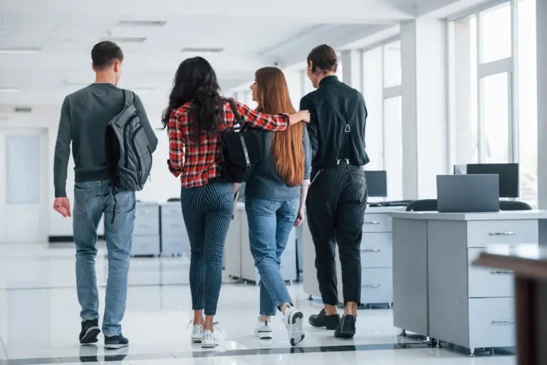 Inscrições abertas: Programa de Trainee da Verisure e Programa de Estágio da Henkel