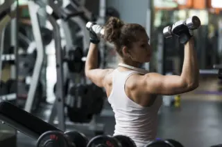 Musculação pode contribuir para longevidade e saúde, destaca Selfit