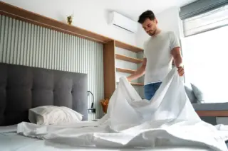 Como deixar o quarto mais aconchegante para dormir bem no verão e no inverno